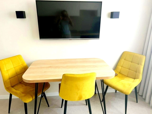 Купить двухкомнатную квартиру на улице Виктора Гакуна в Калининграде. Вариант № 1473371, 7, площадь -  квм, цена 10300000 рублей