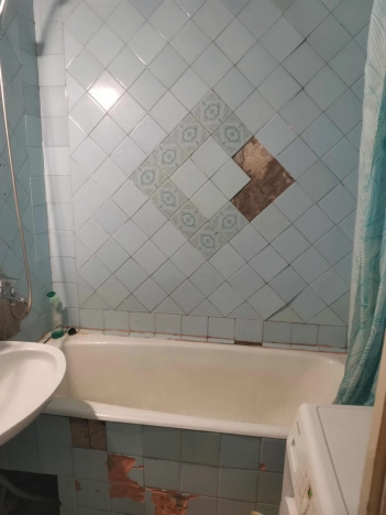 Купить трехкомнатную квартиру в Ростовской области. Вариант № 3946773, 8, площадь -  квм, цена 6200000 рублей