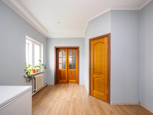 Купить дом в Микрорайоне Порт-Артур в Омске. Вариант № 5408260, 7, площадь -  квм, цена 8700000 рублей