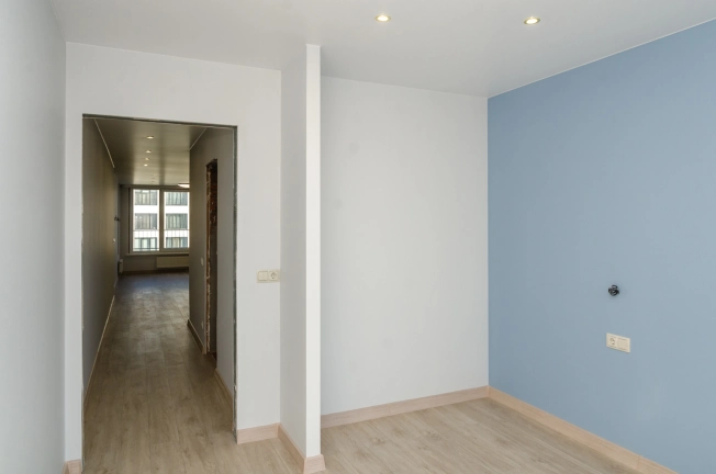 Купить трехкомнатную квартиру в Новосибирске. Вариант № 7625992, 6, площадь -  квм, цена 14000000 рублей