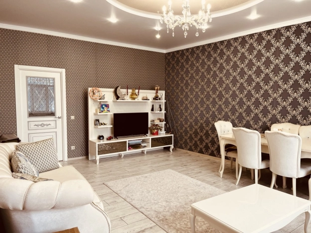 Купить трехкомнатную квартиру на улице Железнякова в Белгороде. Вариант № 3468806, 9, площадь - квм, цена 18000000 рублей