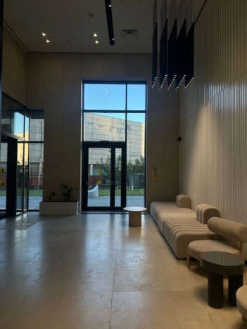 Купить квартиру в Москве. Вариант № 10361985, 4, площадь -  квм, цена 12350000 рублей