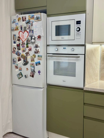 Купить двухкомнатную квартиру в Новороссийске. Вариант № 10636337, 3, площадь -  квм, цена 9700000 рублей