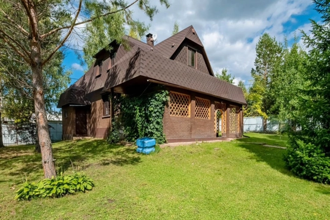 Купить дом в Новосибирске. Вариант № 9303352, 18, площадь -  квм, цена 17990000 рублей