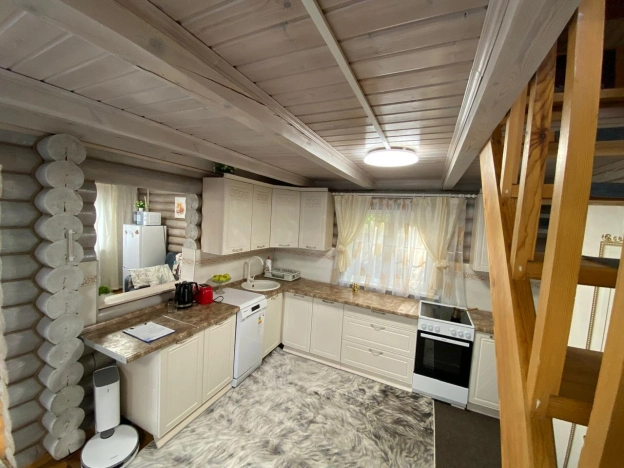 Купить дом на улице Революции в Искитиме. Вариант № 14282, 24, площадь -  квм, цена 10700000 рублей