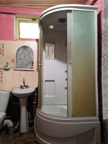 Купить многокомнатную квартиру на вторичке в Калужской области. Вариант № 13352, 11, площадь -  квм, цена 1700000 рублей