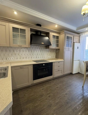 Купить трехкомнатную квартиру в Микрорайоне Лимончики, Ковров в Коврове. Вариант № 5291123, 0, площадь -  квм, цена 9800000 рублей