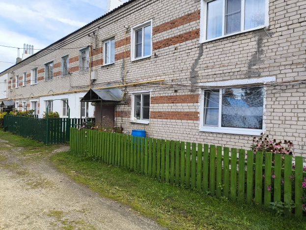 Купить трехкомнатную квартиру на вторичке на улице Центральная в Владимирской области. Вариант № 33650, 19, площадь -  квм, цена 830000 рублей