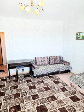 Снять квартиру в Тобольске. Вариант № 1663549, 7, площадь -  квм, цена 30000 рублей