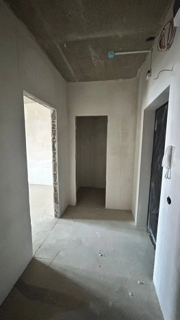 Купить однокомнатную квартиру в Новороссийске. Вариант № 8033140, 6, площадь -  квм, цена 6500000 рублей