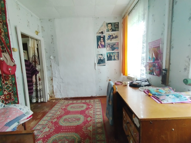 Купить трехкомнатную квартиру на вторичке на улице Ново-Фабричная в Владимирской области. Вариант № 53914, 7, площадь -  квм, цена 900000 рублей