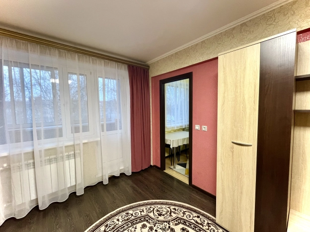 Снять квартиру в Тобольске. Вариант № 9459290, 9, площадь -  квм, цена 45000 рублей