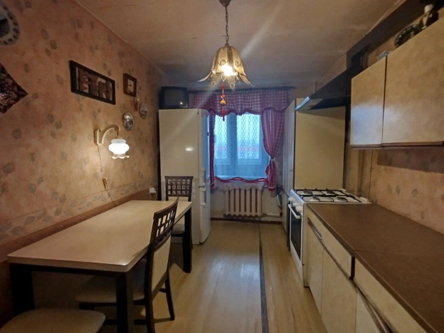 Снять квартиру в Калининграде. Вариант № 9706579, 13, площадь -  квм, цена 30000 рублей