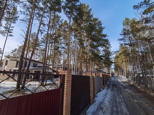 Купить дом на улице Административная в Иркутской области. Вариант № 8220482, 10, площадь -  квм, цена 21900000 рублей