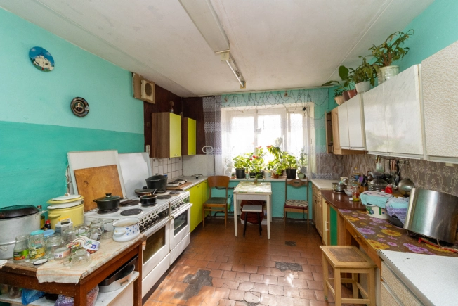 Купить комнату в Владимирской области. Вариант № 10205511, 4, площадь - квм, цена 1850000 рублей