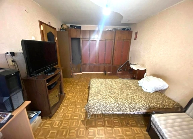 Купить двухкомнатную квартиру в Калужской области. Вариант № 7636250, 6, площадь -  квм, цена 6000000 рублей