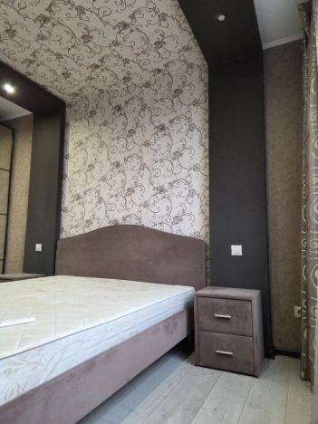 Купить двухкомнатную квартиру на улице Пыжёвский переулок в Москве. Вариант № 10132747, 9, площадь -  квм, цена 9450000 рублей