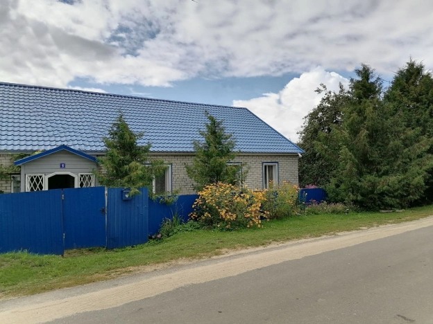 Купить дом в Брянской области. Вариант № 2665489, 17, площадь -  квм, цена 4300000 рублей