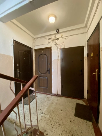 Купить однокомнатную квартиру на улице Ленинский проспект в Калининграде. Вариант № 8879343, 14, площадь -  квм, цена 5600000 рублей