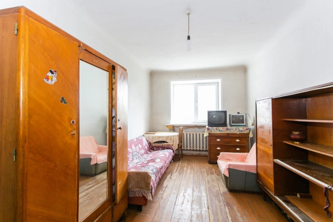 Купить квартиру на вторичке в районе Ленинский в Новосибирске. Вариант № 20482, 1, площадь -  квм, цена 3400000 рублей