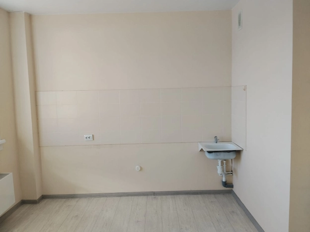 Купить Студию в районе Октябрьский в Новосибирске. Вариант № 6201932, 0, площадь -  квм, цена 4350000 рублей