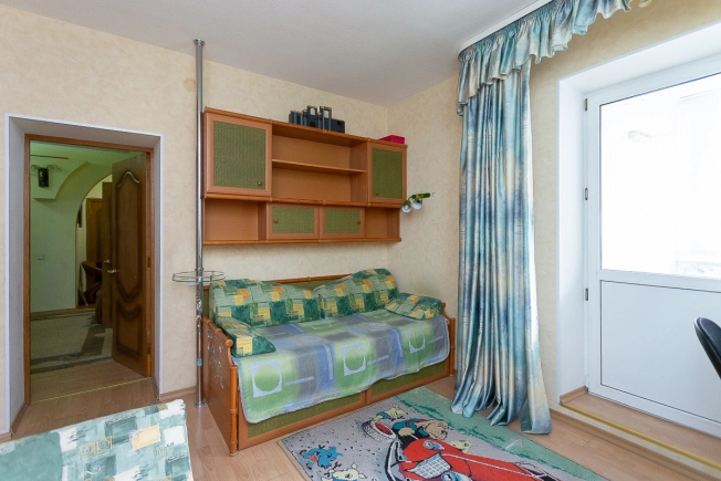 Купить трехкомнатную квартиру на вторичке в Владимирской области. Вариант № 6957905, 10, площадь - квм, цена 12500000 рублей