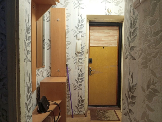 Купить трехкомнатную квартиру в Брянской области. Вариант № 1353, 12, площадь -  квм, цена 2890000 рублей