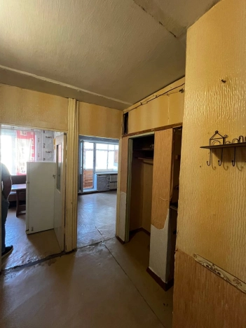 Купить однокомнатную квартиру в Микрорайоне 11-й в Белгороде. Вариант № 3078660, 4, площадь -  квм, цена 2850000 рублей