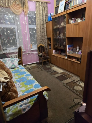 Купить трехкомнатную квартиру в районе Кировский в Ростове-на-Дону. Вариант № 1045120, 4, площадь -  квм, цена 2900000 рублей