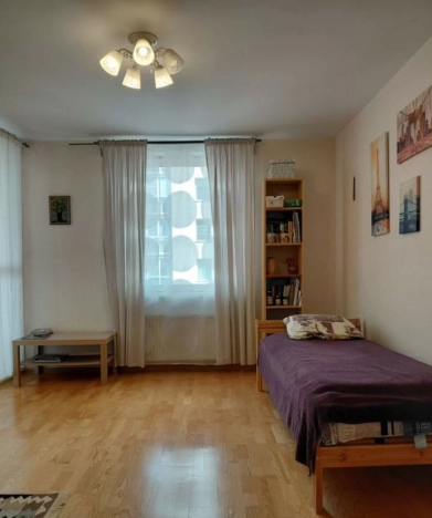 Купить двухкомнатную квартиру в районе Советский в Новосибирске. Вариант № 8668286, 6, площадь -  квм, цена 8500000 рублей