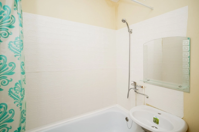 Купить однокомнатную квартиру в Омске. Вариант № 8464559, 12, площадь -  квм, цена 3950000 рублей