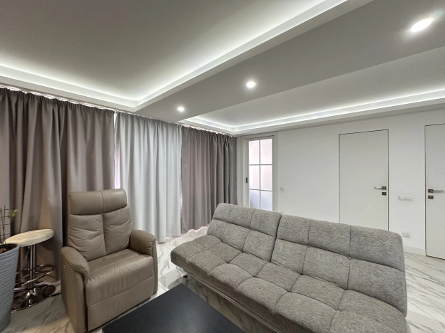 Купить многокомнатную квартиру в Ленинградской области. Вариант № 55138, 8, площадь -  квм, цена 11200000 рублей