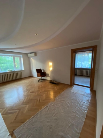 Купить дом на улице Хомутникова в Элисте. Вариант № 6393, 39, площадь -  квм, цена 12000000 рублей