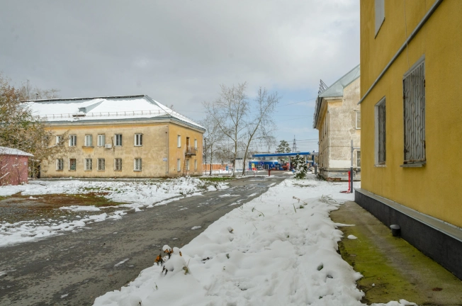 Купить трехкомнатную квартиру в Новосибирске. Вариант № 6883683, 28, площадь -  квм, цена 4700000 рублей