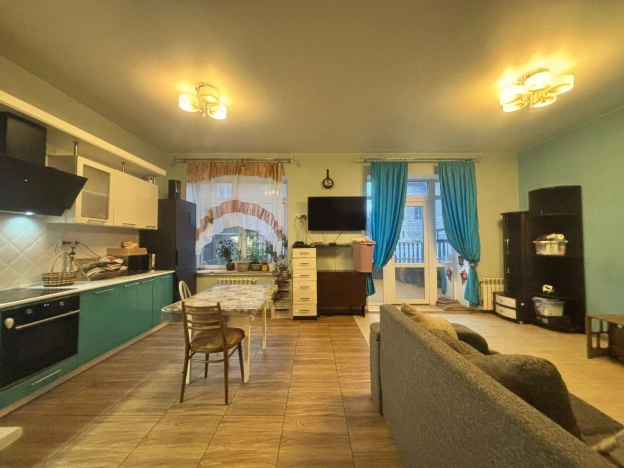 Купить дом в Москве. Вариант № 9223396, 4, площадь -  квм, цена 20000000 рублей