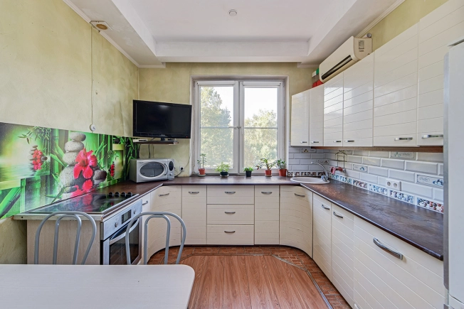 Купить многокомнатную квартиру в районе Филёвский Парк в Москве. Вариант № 1289752, 1, площадь -  квм, цена 16500000 рублей