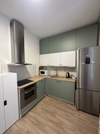 Снять квартиру в районе Центральный в Новосибирске. Вариант № 3810475, 5, площадь -  квм, цена 55000 рублей