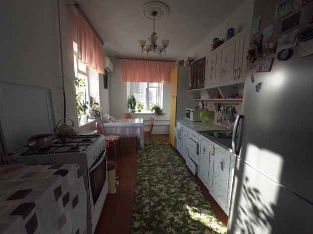 Купить дом в Элисте. Вариант № 6860647, 4, площадь -  квм, цена 4900000 рублей