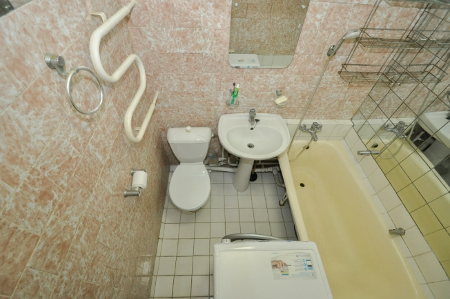 Купить трехкомнатную квартиру в районе Советский в Новосибирске. Вариант № 2480793, 21, площадь -  квм, цена 8200000 рублей