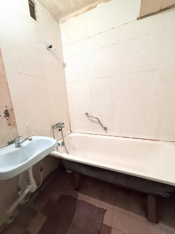 Купить квартиру в районе Краснооктябрьский в Волгограде. Вариант № 6944300, 5, площадь -  квм, цена 4630000 рублей