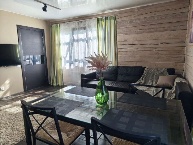 Купить дом в Микрорайоне Порт-Артур в Омске. Вариант № 2906613, 8, площадь -  квм, цена 6200000 рублей