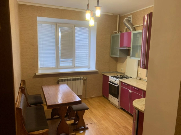 Купить квартиру в Белгороде. Вариант № 10285997, 8, площадь -  квм, цена 5650000 рублей