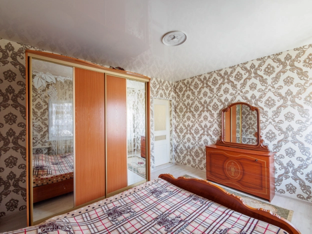 Купить дом в Микрорайоне Порт-Артур в Омске. Вариант № 31442, 11, площадь - квм, цена 6600000 рублей