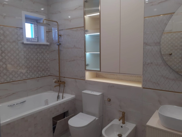 Купить дом в Искитиме. Вариант № 8362201, 7, площадь -  квм, цена 19000000 рублей