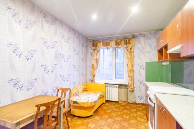 Купить квартиру на улице Дивизионный проезд в Петрозаводске. Вариант № 20176, 5, площадь -  квм, цена 3500000 рублей