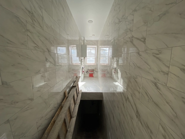 Купить дом на улице Везельская в Белгороде. Вариант № 5922188, 8, площадь -  квм, цена 16000000 рублей