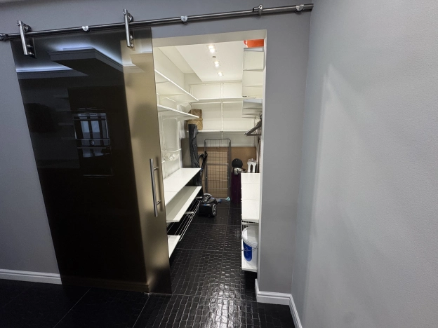 Купить квартиру в Москве. Вариант № 10316041, 3, площадь -  квм, цена 38600000 рублей