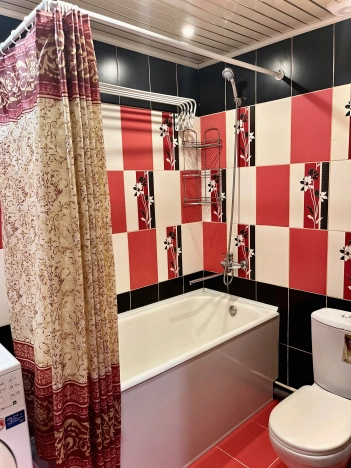 Снять квартиру в Тобольске. Вариант № 9459290, 17, площадь -  квм, цена 45000 рублей