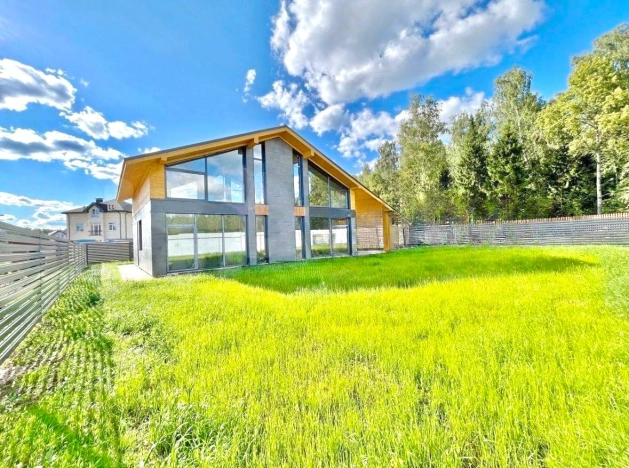 Купить дом в Москве. Вариант № 14273, 2, площадь - квм, цена 21500000 рублей