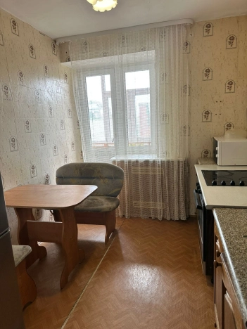 Купить квартиру на вторичке в Уфе. Вариант № 894122, 13, площадь -  квм, цена 4200000 рублей